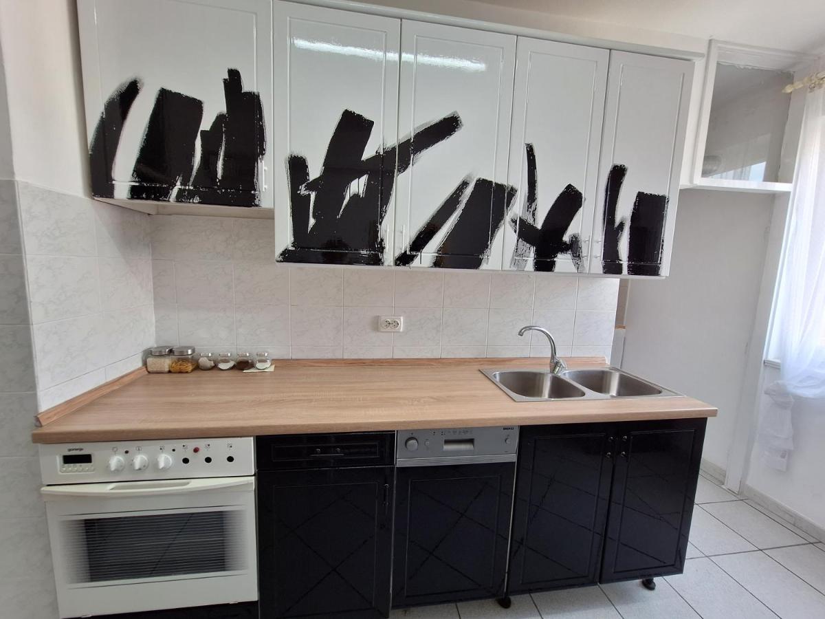Two Bedroom Apartment Alma Zadar Zewnętrze zdjęcie