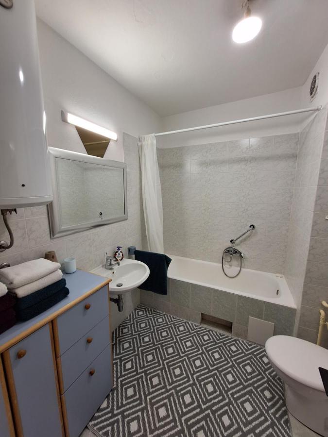 Two Bedroom Apartment Alma Zadar Zewnętrze zdjęcie